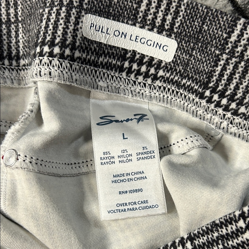 Women’s New Seven Plaid Leggings (L) - Picture 7 of 7